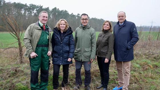 Gruppenfoto auf dem Demobetrieb Havellandhof Ribbeck